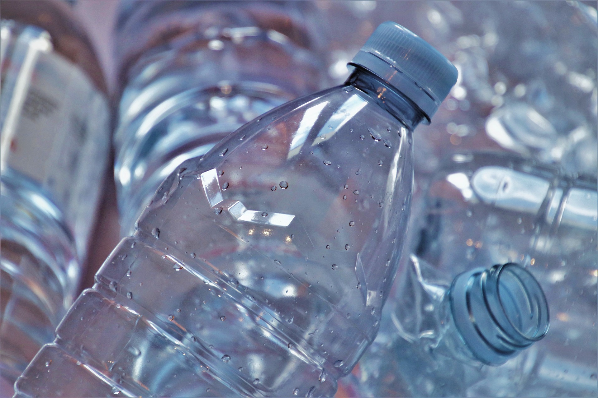 Por qué reciclamos tapones de plástico?